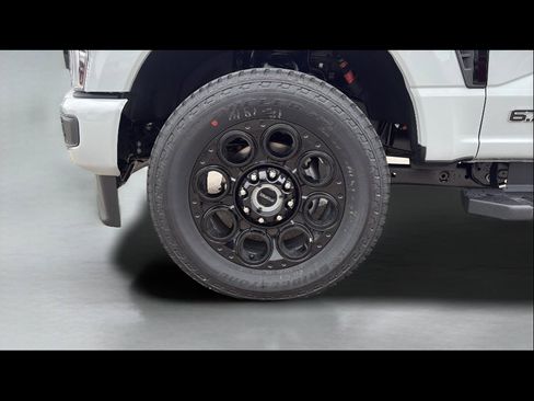 New 2026 Ford F250 Lariat AWD/4WD image 29