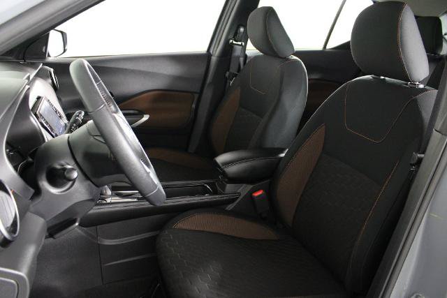 Certified 2022 Nissan Kicks SR w/ Interior Electronics Package FWD image 20