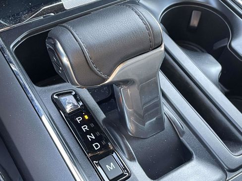 Used 2025 Ford F150 Lariat w/ Equipment Group 502A High image 28