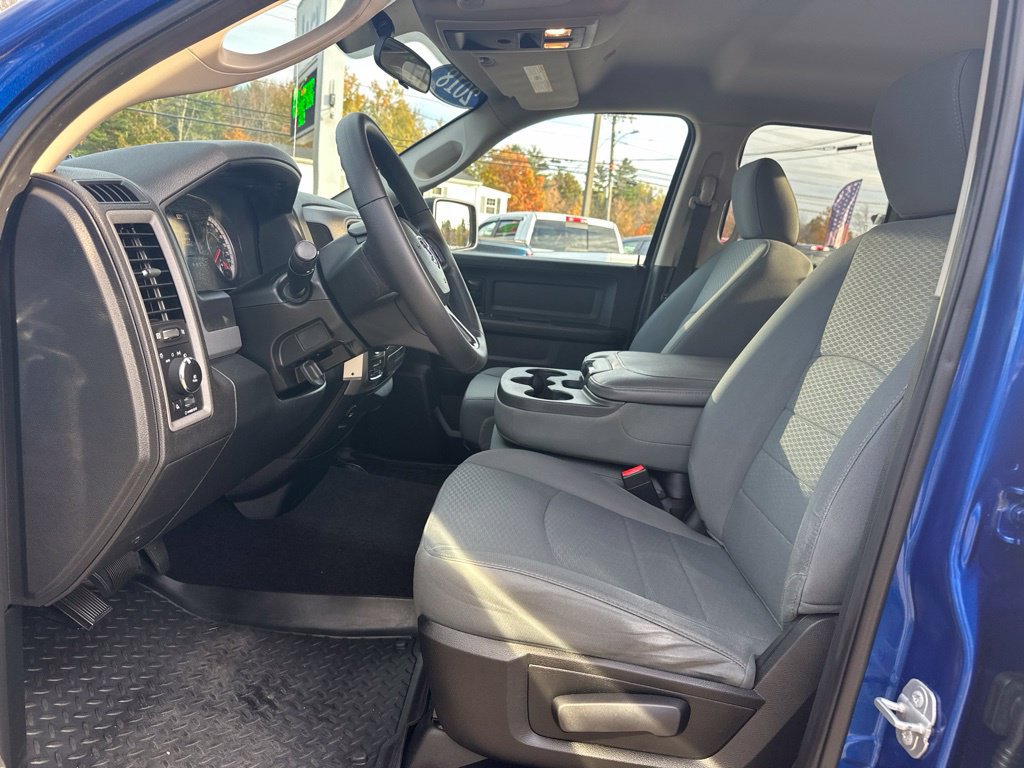 Used 2018 RAM 1500 Express w/ Express Value Package AWD/4WD image 14