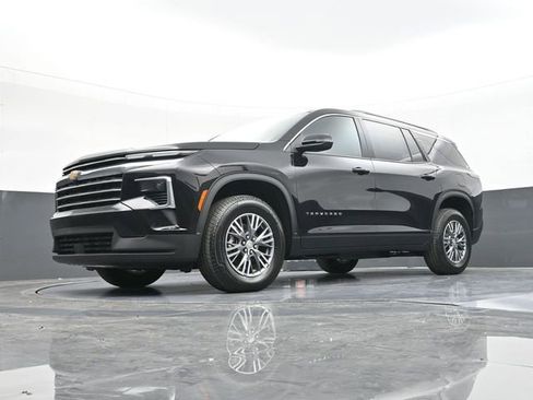 New 2025 Chevrolet Traverse LT w/ LPO, Floor Liner Package image 53