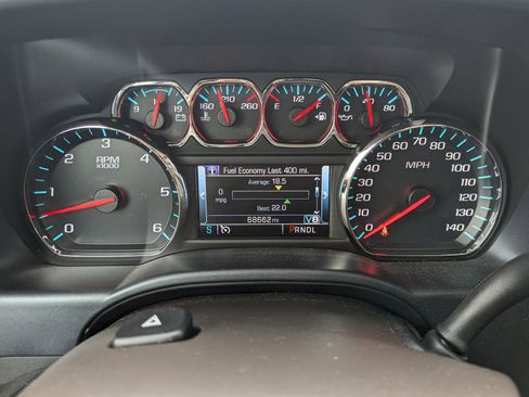 Used 2018 Chevrolet Silverado 1500 High Country image 16