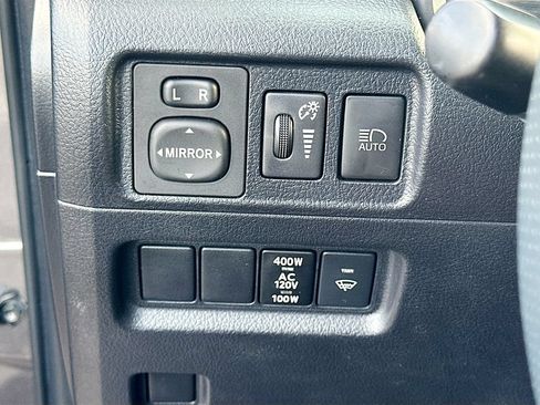 Used 2022 Toyota 4Runner TRD Off-Road AWD/4WD image 10