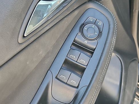 Used 2025 Buick Encore GX Preferred FWD image 13