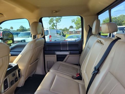 Used 2020 Ford F250 Lariat w/ Lariat Value Package AWD/4WD image 13