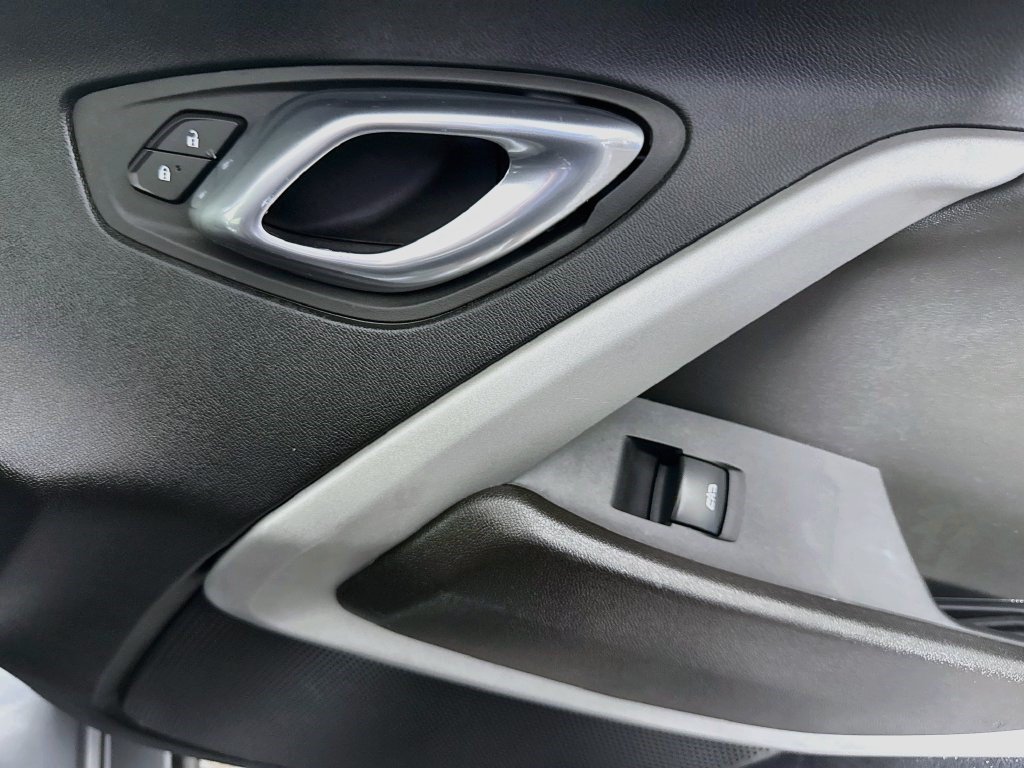 Used 2022 Chevrolet Camaro LS RWD image 28