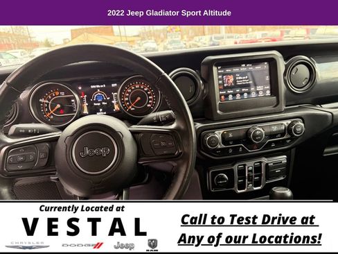 Used 2022 Jeep Gladiator Sport AWD/4WD image 17