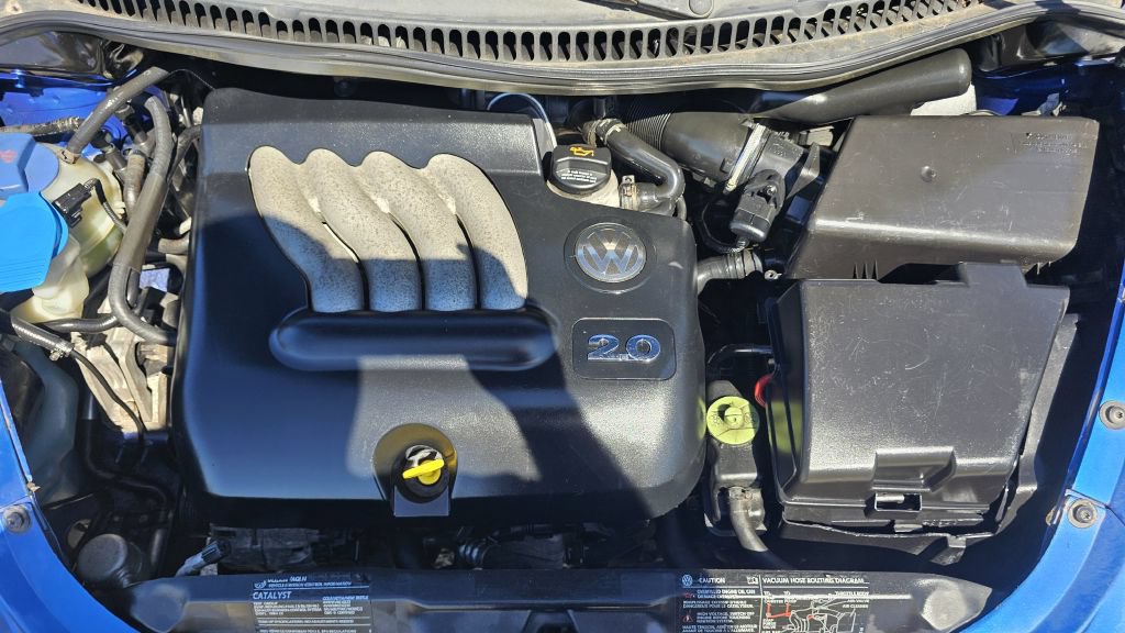Used 2004 Volkswagen Beetle GLS FWD image 8