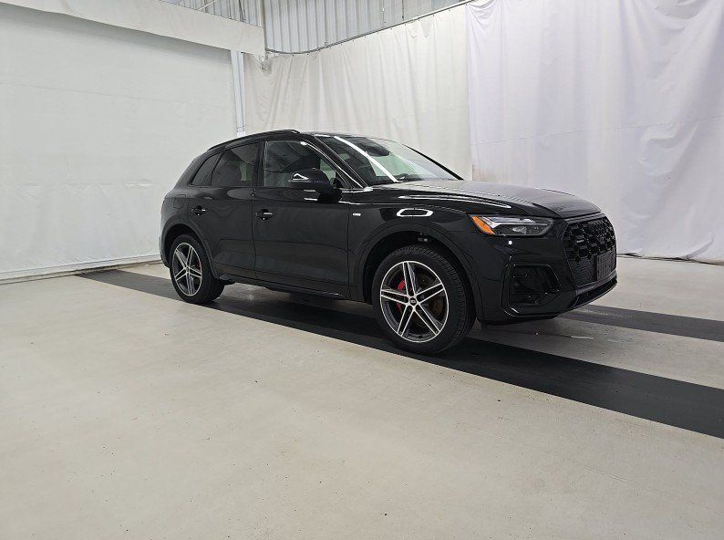 Used 2024 Audi Q5 e Premium Plus w/ Premium Plus Package AWD/4WD image 4
