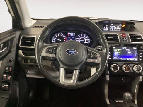 Used 2018 Subaru Forester 2.5i Limited image 12