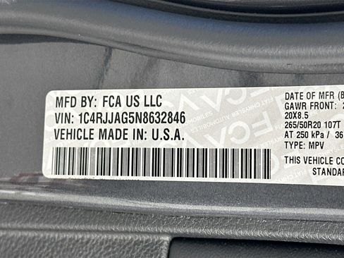 Used 2022 Jeep Grand Cherokee L Altitude image 32