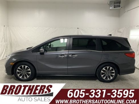 Used 2024 Honda Odyssey EX-L image 1