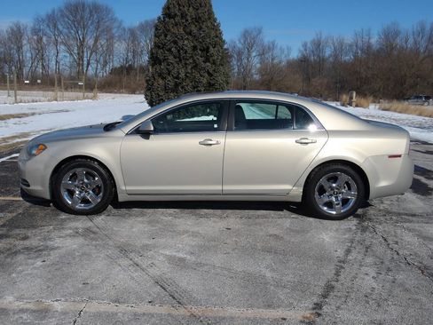 Used 2010 Chevrolet Malibu LT image 10