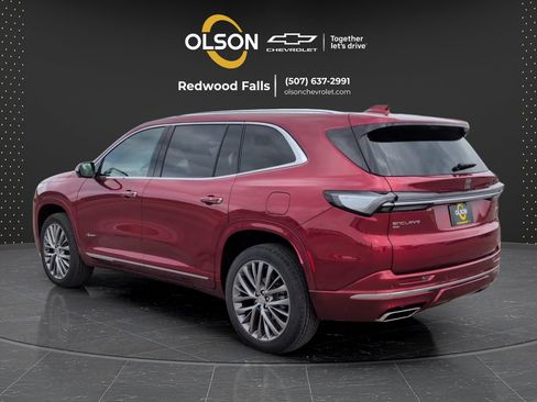 Used 2025 Buick Enclave Avenir w/ Super Cruise Package AWD/4WD image 3