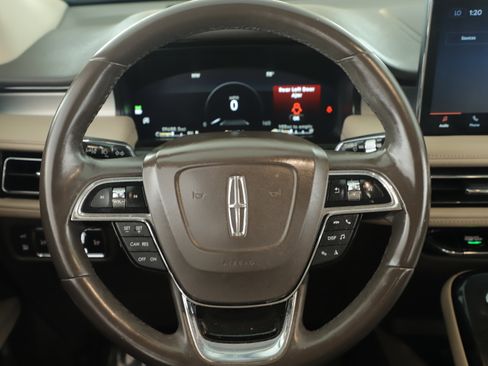 Used 2021 Lincoln Nautilus FWD w/ Equipment Group 101A image 18