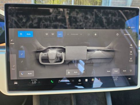 Used 2023 Tesla Model X image 40