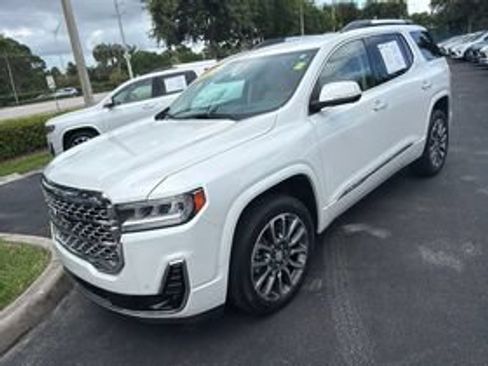 Used 2021 GMC Acadia Denali w/ Denali Technology Package AWD/4WD image 1