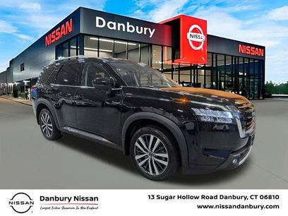 Certified 2022 Nissan Pathfinder Platinum w/ Cargo Package