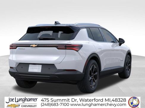New 2026 Chevrolet Equinox EV LT FWD image 4