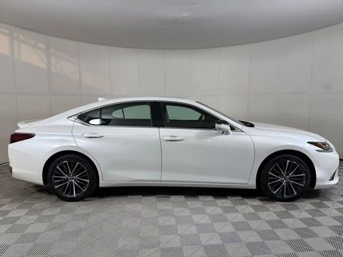 Certified 2025 Lexus ES 300h 300h image 10