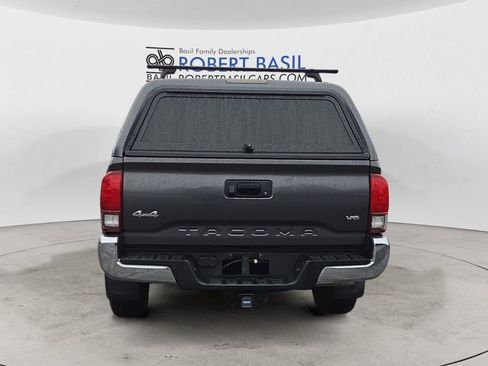 Used 2022 Toyota Tacoma SR5 image 4