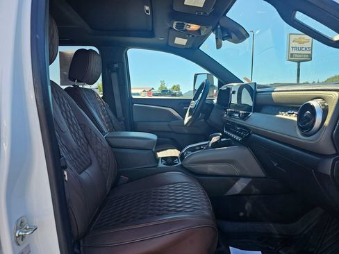 Used 2024 Chevrolet Colorado ZR2 w/ ZR2 Bison Edition AWD/4WD image 10