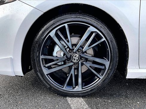 Used 2026 Toyota Camry XSE image 9