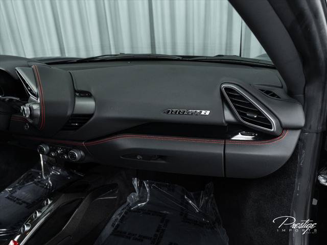 Used 2016 Ferrari 488 GTB RWD image 49