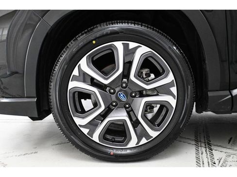 Used 2023 Subaru Ascent Touring AWD/4WD image 24