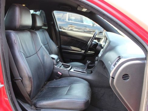 Used 2012 Dodge Charger R/T image 9