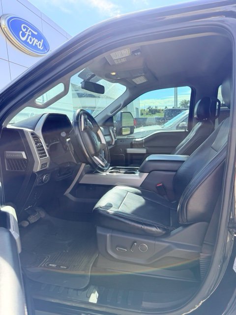 Used 2017 Ford F250 Lariat w/ Chrome Package AWD/4WD image 2
