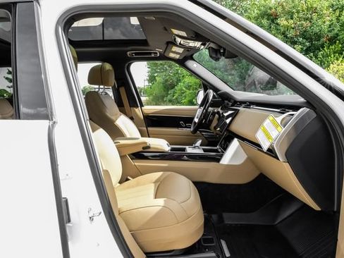 New 2026 Land Rover Range Rover SE AWD/4WD image 44
