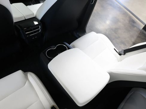 Used 2017 Tesla Model X 100D image 48