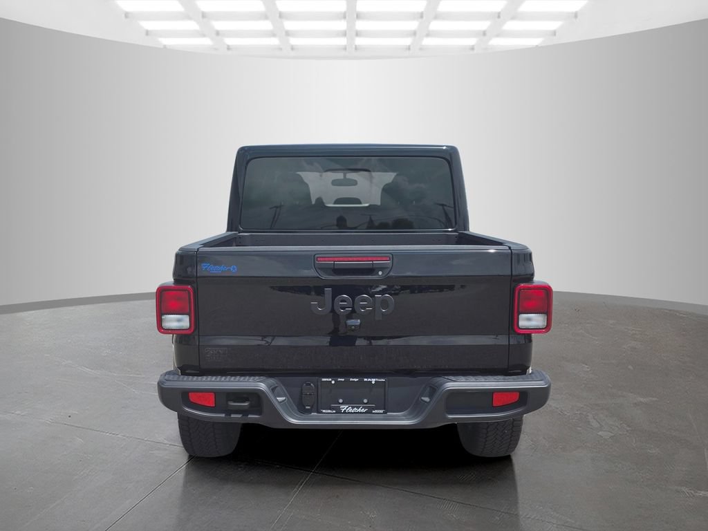 Used 2025 Jeep Gladiator Sport AWD/4WD image 7