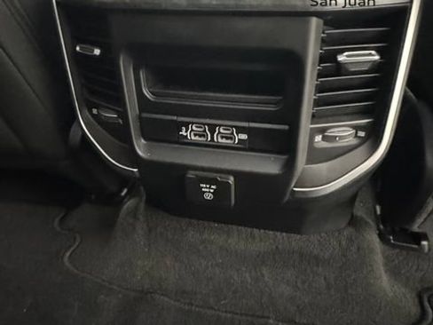 Used 2019 RAM 1500 Big Horn AWD/4WD image 30