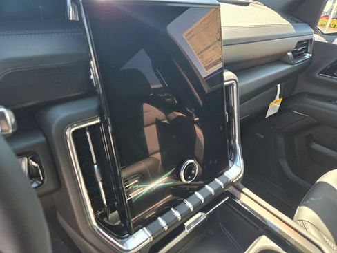 New 2026 GMC Sierra 2500 Denali Ultimate w/ Snow Plow Prep/Camper Package AWD/4WD image 13
