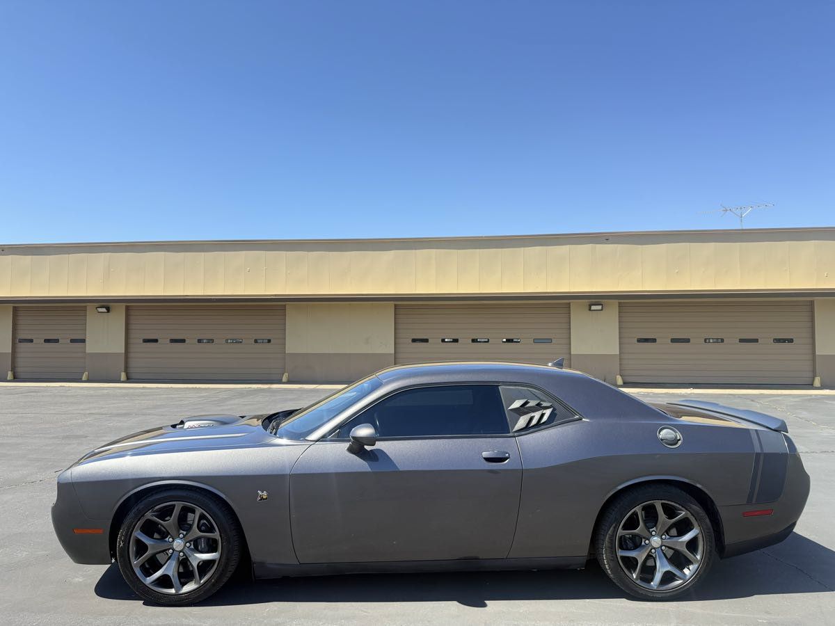 Used 2016 Dodge Challenger R/T Scat Pack RWD image 5