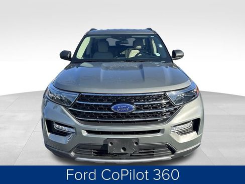 Used 2020 Ford Explorer XLT w/ Equipment Group 202A image 14