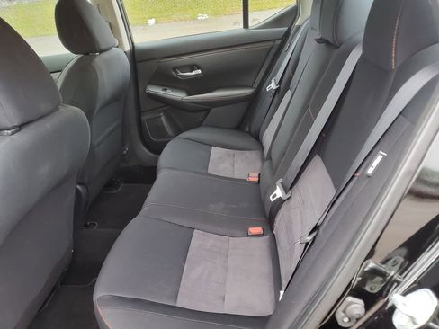 Used 2021 Nissan Sentra SR image 9