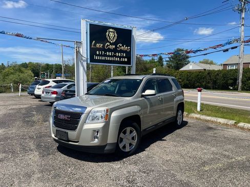 Used 2015 GMC Terrain SLE w/ Safety Package AWD/4WD image 1