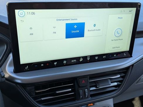 New 2026 Ford Escape SE image 23