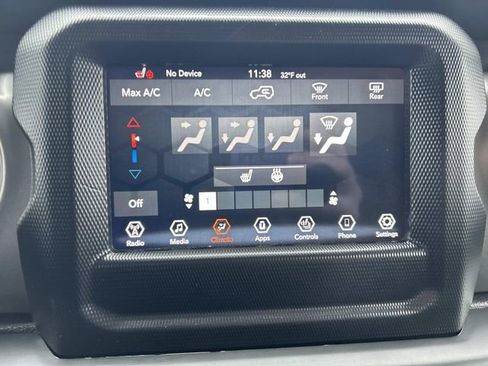 Used 2022 Jeep Wrangler Sport S image 30