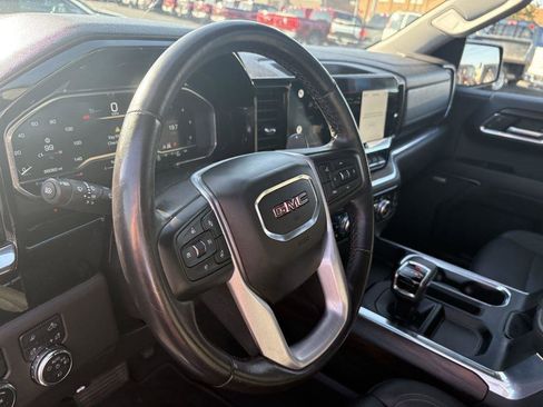 Used 2022 GMC Sierra 1500 SLT w/ SLT Premium Package image 7