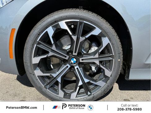 New 2026 BMW 330i xDrive Sedan w/ Premium Package AWD/4WD image 34