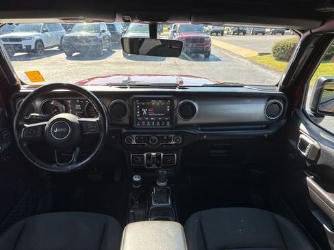 Used 2021 Jeep Wrangler Willys image 24