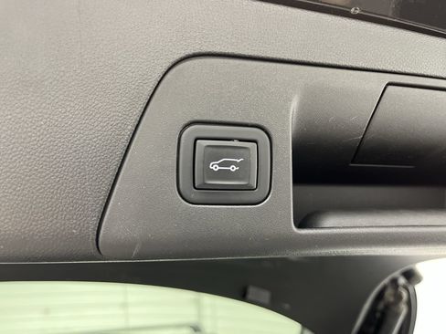 Certified 2023 Buick Envision Avenir AWD/4WD image 35