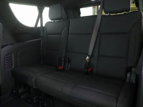 Used 2025 Chevrolet Suburban High Country AWD/4WD image 34