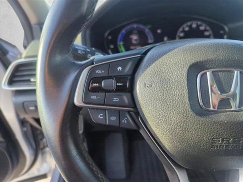 Used 2021 Honda Accord Touring image 11