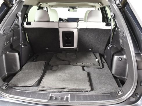 Used 2025 Mitsubishi Outlander SEL image 50