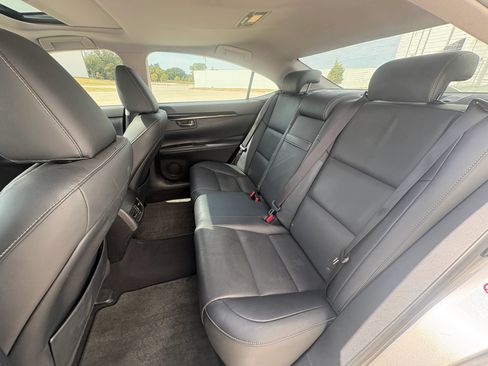 Used 2016 Lexus ES 350 FWD image 34